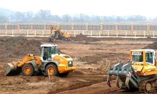 Планировка участка бульдозером в Курске от 920 руб. Цены за м2 - 2Землекопа-Кус