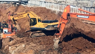 Разработка котлована экскаватором под фундамент в Курске — цена от 2554 руб. | 2Землекопа-Кус
